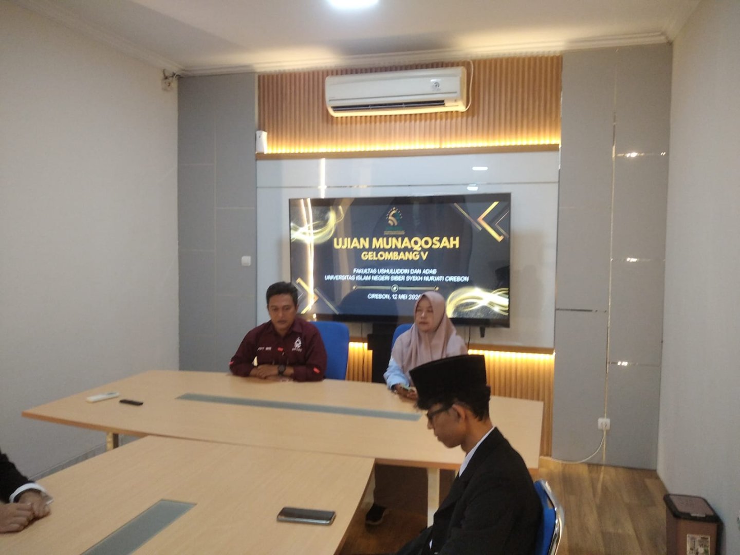 Sidang Munaqosah Gelombang 5 Fakultas Ushuluddin dan Adab UIN Siber Syekh Nurjati Cirebon Diikuti 7 Mahasiswa