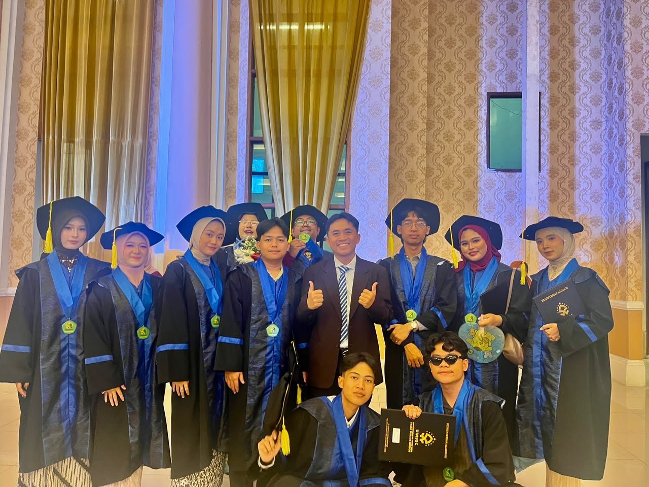 12 Wisudawan AFI Ikuti Wisuda ke-5 UIN Siber Syekh Nurjati Cirebon